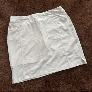 Adidas Women’s White Skirt with shorts underneath Small